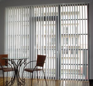 vertical blind, 3 1/2, curved vinyl, louvers, vertical blinds